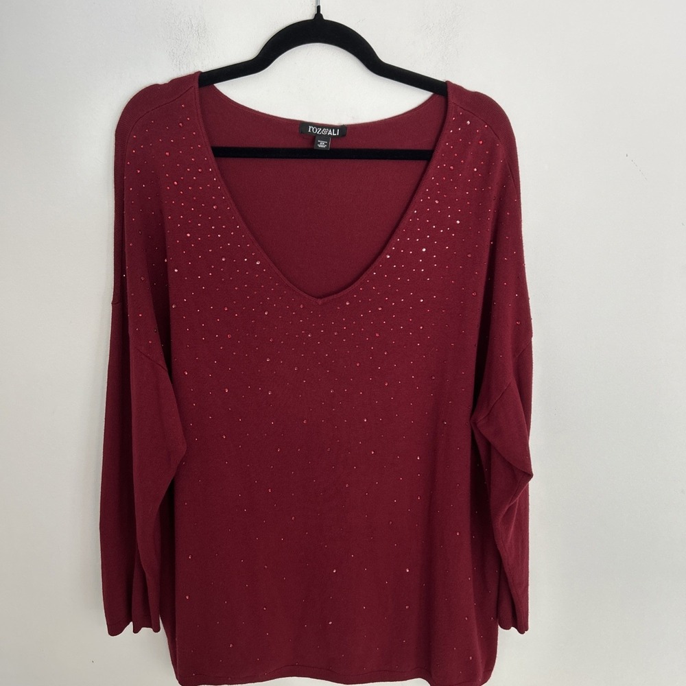 Roz & Ali Women's 2X V-Neck Red Rhinestones 3/4 Sleeve Red Knit Blouse Light